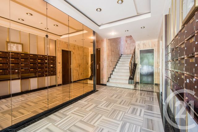 Appartement F3 &agrave; louer - 3 pi&egrave;ces - 61,40 m2 - Nice - 06 - PROVENCE-ALPES-COTE-D-AZUR
