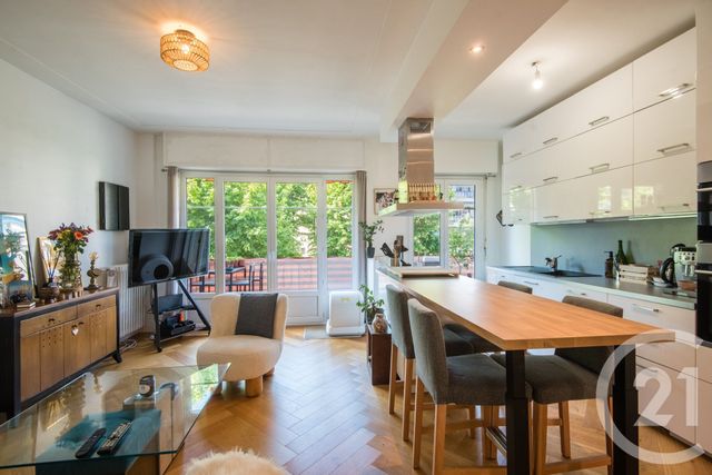 Appartement F3 &agrave; louer - 3 pi&egrave;ces - 61,40 m2 - Nice - 06 - PROVENCE-ALPES-COTE-D-AZUR
