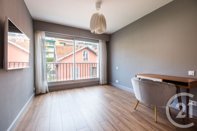Appartement F4 &agrave; vendre - 4 pi&egrave;ces - 102,09 m2 - Villefranche Sur Mer - 06 - PROVENCE-ALPES-COTE-D-AZUR