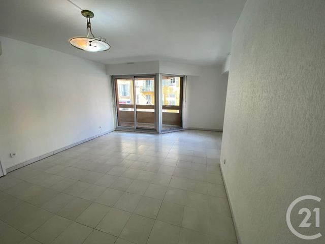 Appartement F3 &agrave; louer - 3 pi&egrave;ces - 69,37 m2 - Nice - 06 - PROVENCE-ALPES-COTE-D-AZUR
