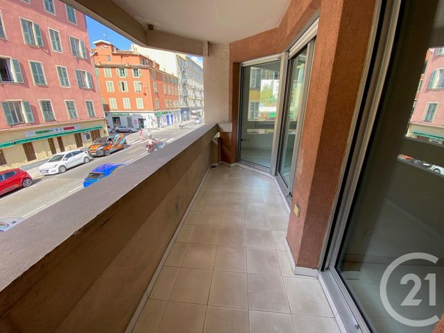 Appartement F3 &agrave; louer - 3 pi&egrave;ces - 69,37 m2 - Nice - 06 - PROVENCE-ALPES-COTE-D-AZUR