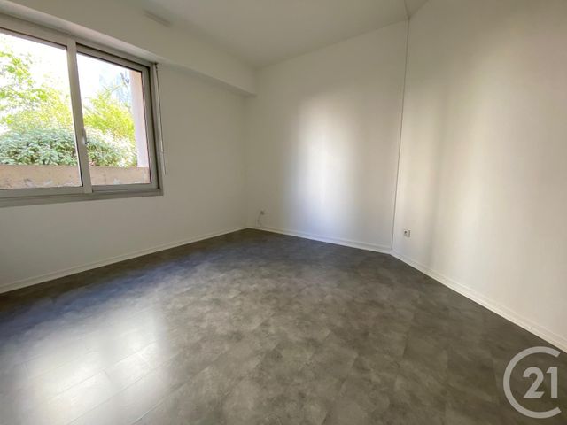 Appartement F3 &agrave; louer - 3 pi&egrave;ces - 69,37 m2 - Nice - 06 - PROVENCE-ALPES-COTE-D-AZUR