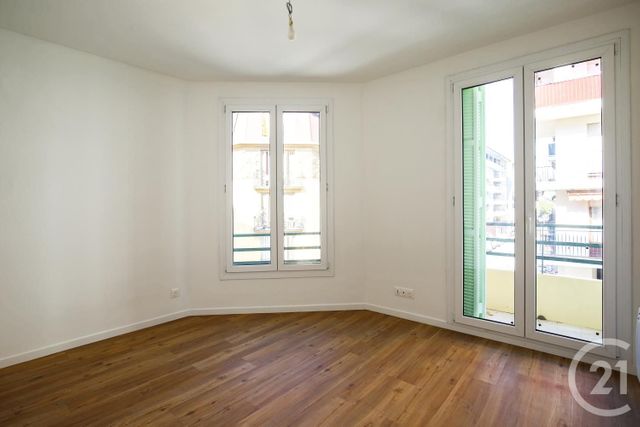 Appartement F2 à louer NICE