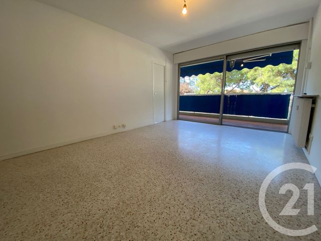 Appartement F2 &agrave; louer - 2 pi&egrave;ces - 52 m2 - Nice - 06 - PROVENCE-ALPES-COTE-D-AZUR