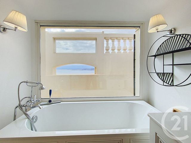 Appartement &agrave; louer - 4 pi&egrave;ces - 110 m2 - Nice - 06 - PROVENCE-ALPES-COTE-D-AZUR