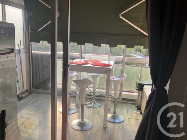 Appartement F1 &agrave; louer - 1 pi&egrave;ce - 27,56 m2 - Villeneuve Loubet - 06 - PROVENCE-ALPES-COTE-D-AZUR