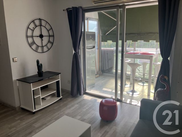 Appartement F1 &agrave; louer - 1 pi&egrave;ce - 27,56 m2 - Villeneuve Loubet - 06 - PROVENCE-ALPES-COTE-D-AZUR