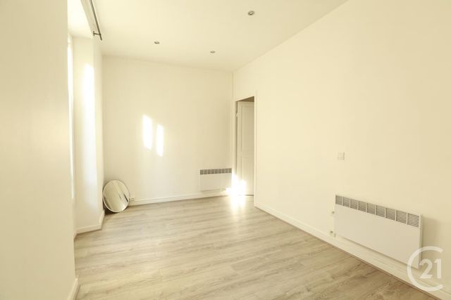 Appartement F2 &agrave; louer - 2 pi&egrave;ces - 29,27 m2 - Nice - 06 - PROVENCE-ALPES-COTE-D-AZUR