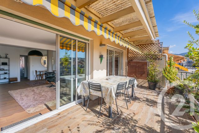 Appartement F4 &agrave; vendre - 4 pi&egrave;ces - 121,20 m2 - Nice - 06 - PROVENCE-ALPES-COTE-D-AZUR