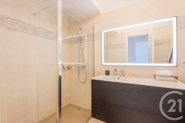 Appartement F4 &agrave; vendre - 4 pi&egrave;ces - 121,20 m2 - Nice - 06 - PROVENCE-ALPES-COTE-D-AZUR