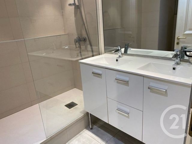 Appartement F3 &agrave; louer - 3 pi&egrave;ces - 52,07 m2 - Villefranche Sur Mer - 06 - PROVENCE-ALPES-COTE-D-AZUR