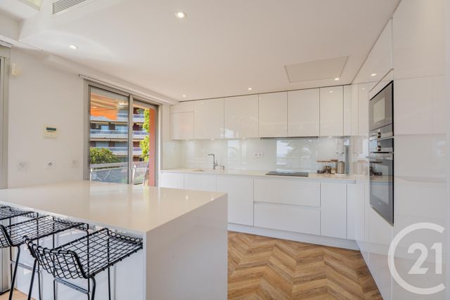 Appartement F5 &agrave; vendre - 5 pi&egrave;ces - 123,63 m2 - Nice - 06 - PROVENCE-ALPES-COTE-D-AZUR