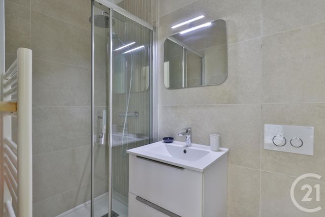 Appartement F2 &agrave; louer - 2 pi&egrave;ces - 27,66 m2 - Villefranche Sur Mer - 06 - PROVENCE-ALPES-COTE-D-AZUR