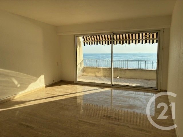 Appartement F1 &agrave; louer - 1 pi&egrave;ce - 30 m2 - Nice - 06 - PROVENCE-ALPES-COTE-D-AZUR