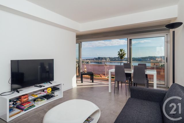 Appartement F3 &agrave; louer - 3 pi&egrave;ces - 70,28 m2 - Villefranche Sur Mer - 06 - PROVENCE-ALPES-COTE-D-AZUR