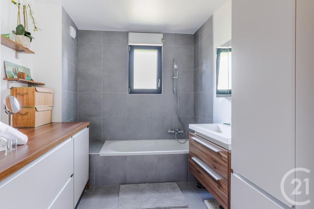 Appartement F3 &agrave; louer - 3 pi&egrave;ces - 58,49 m2 - Nice - 06 - PROVENCE-ALPES-COTE-D-AZUR