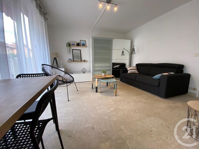Appartement F1 &agrave; louer - 1 pi&egrave;ce - 31,39 m2 - Nice - 06 - PROVENCE-ALPES-COTE-D-AZUR
