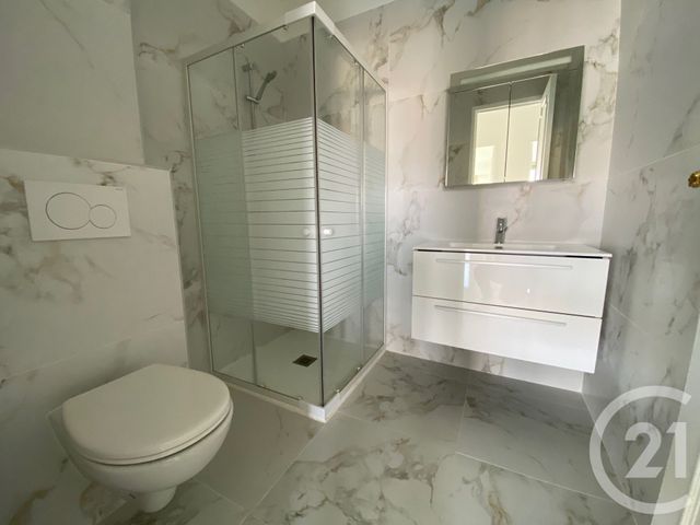 Appartement F4 &agrave; louer - 4 pi&egrave;ces - 104,48 m2 - Nice - 06 - PROVENCE-ALPES-COTE-D-AZUR