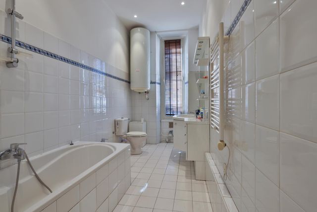 Appartement F4 à vendre - 4 pièces - 127,51 m2 - Nice - 06 - PROVENCE-ALPES-COTE-D-AZUR