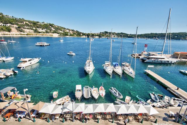 Appartement F2 à vendre - 2 pièces - 61,19 m2 - Villefranche Sur Mer - 06 - PROVENCE-ALPES-COTE-D-AZUR