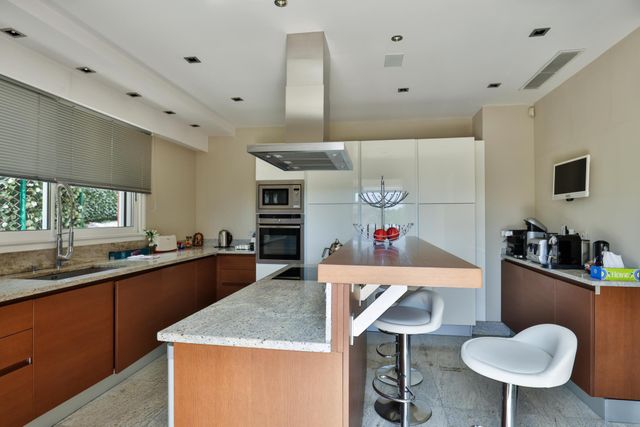 Maison à vendre - 9 pièces - 426,60 m2 - Villefranche Sur Mer - 06 - PROVENCE-ALPES-COTE-D-AZUR