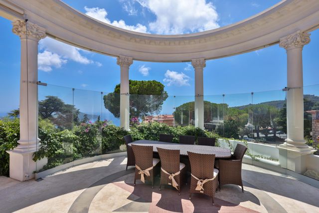 Maison à vendre - 9 pièces - 426,60 m2 - Villefranche Sur Mer - 06 - PROVENCE-ALPES-COTE-D-AZUR