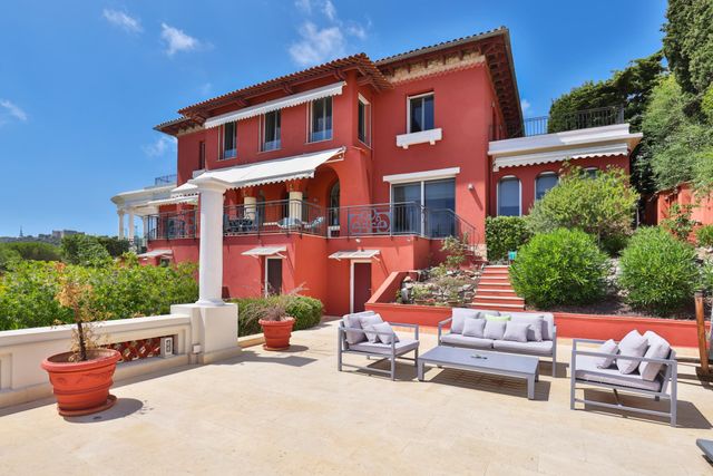 Maison à vendre - 9 pièces - 426,60 m2 - Villefranche Sur Mer - 06 - PROVENCE-ALPES-COTE-D-AZUR