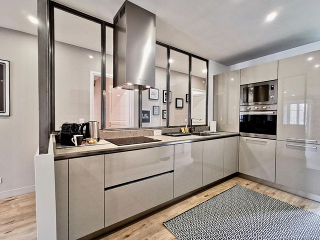 Appartement F3 à vendre - 3 pièces - 111,12 m2 - Nice - 06 - PROVENCE-ALPES-COTE-D-AZUR