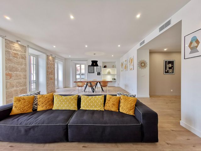 Appartement F3 à vendre - 3 pièces - 111,12 m2 - Nice - 06 - PROVENCE-ALPES-COTE-D-AZUR