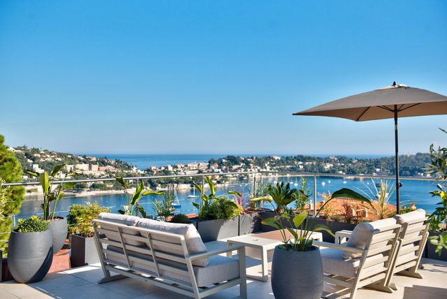 Appartement F4 à vendre - 4 pièces - 99,05 m2 - Villefranche Sur Mer - 06 - PROVENCE-ALPES-COTE-D-AZUR
