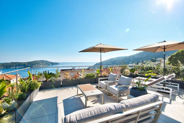 Appartement F4 à vendre - 4 pièces - 99,05 m2 - Villefranche Sur Mer - 06 - PROVENCE-ALPES-COTE-D-AZUR