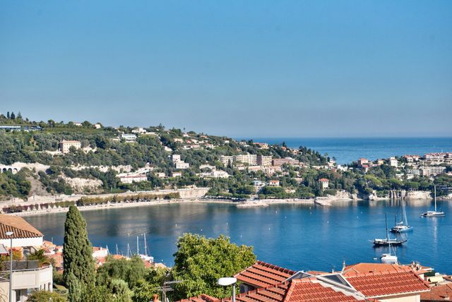 Appartement F4 à vendre VILLEFRANCHE SUR MER