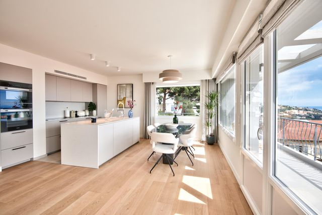 Appartement F4 à vendre - 4 pièces - 99,05 m2 - Villefranche Sur Mer - 06 - PROVENCE-ALPES-COTE-D-AZUR