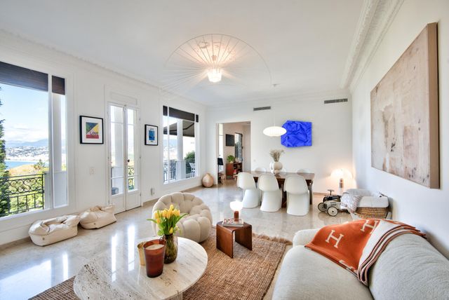 Maison à vendre - 6 pièces - 221,97 m2 - Nice - 06 - PROVENCE-ALPES-COTE-D-AZUR