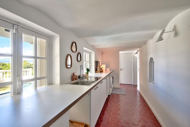 Maison à vendre - 6 pièces - 221,97 m2 - Nice - 06 - PROVENCE-ALPES-COTE-D-AZUR