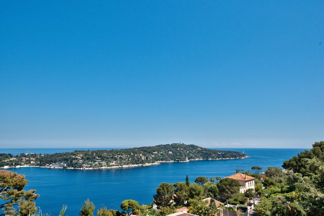 Maison à vendre - 6 pièces - 300 m2 - Nice - 06 - PROVENCE-ALPES-COTE-D-AZUR