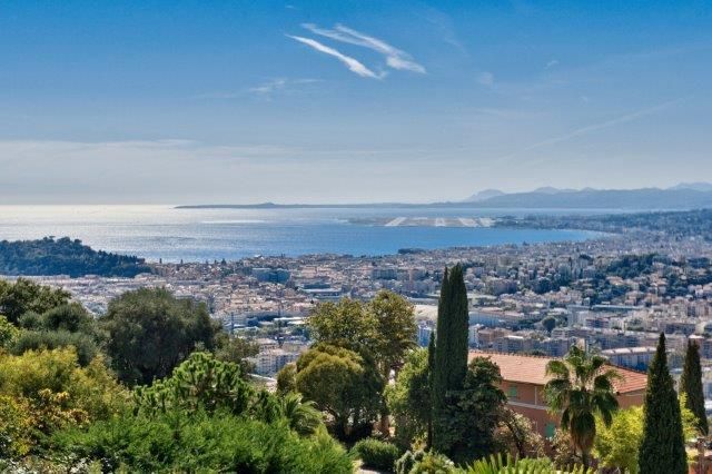 Maison à vendre - 6 pièces - 204,83 m2 - Nice - 06 - PROVENCE-ALPES-COTE-D-AZUR