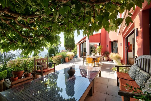 Maison à vendre - 6 pièces - 204,83 m2 - Nice - 06 - PROVENCE-ALPES-COTE-D-AZUR