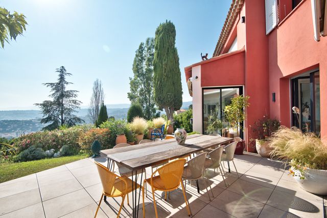 Maison à vendre - 6 pièces - 204,83 m2 - Nice - 06 - PROVENCE-ALPES-COTE-D-AZUR