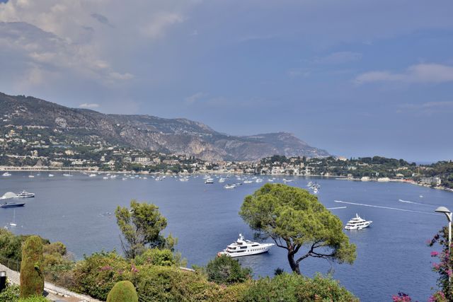 Appartement F4 à vendre - 4 pièces - 172,18 m2 - Nice - 06 - PROVENCE-ALPES-COTE-D-AZUR