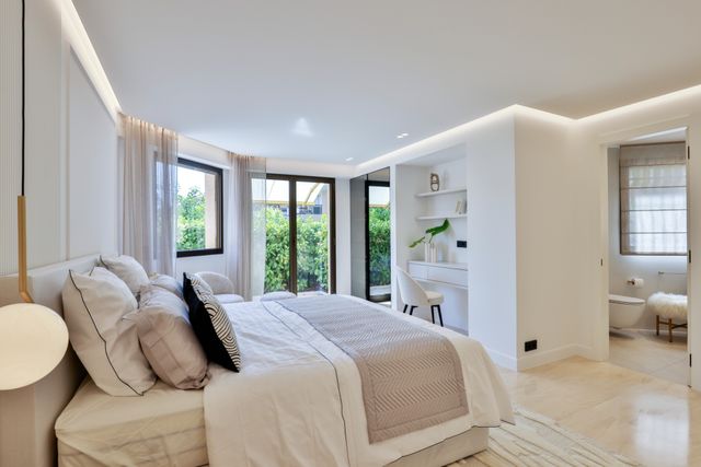 Appartement F4 à vendre - 4 pièces - 172,18 m2 - Nice - 06 - PROVENCE-ALPES-COTE-D-AZUR