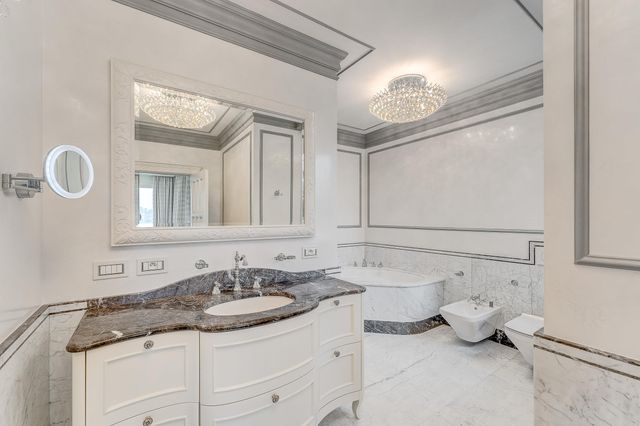 Maison &agrave; vendre - 6 pi&egrave;ces - 643 m2 - Villefranche Sur Mer - 06 - PROVENCE-ALPES-COTE-D-AZUR