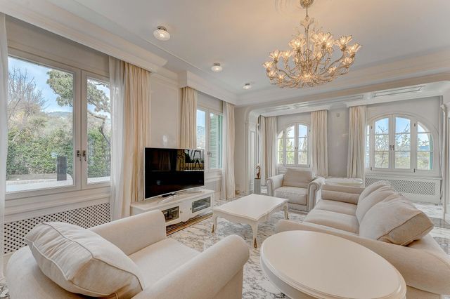 Maison &agrave; vendre - 6 pi&egrave;ces - 643 m2 - Villefranche Sur Mer - 06 - PROVENCE-ALPES-COTE-D-AZUR