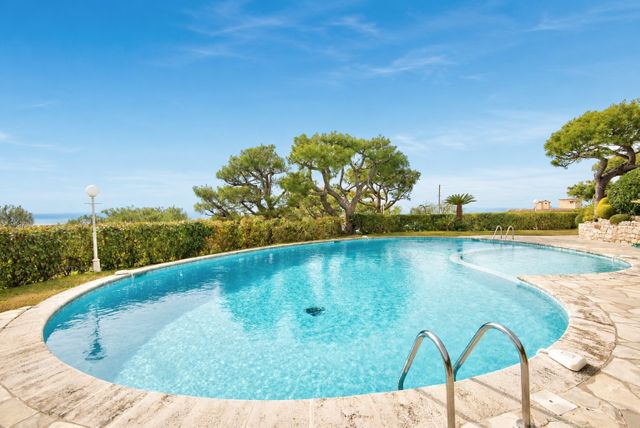 Appartement F4 &agrave; vendre - 4 pi&egrave;ces - 131,05 m2 - Villefranche Sur Mer - 06 - PROVENCE-ALPES-COTE-D-AZUR