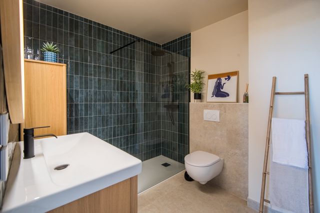 Appartement F6 &agrave; vendre - 6 pi&egrave;ces - 200,12 m2 - Nice - 06 - PROVENCE-ALPES-COTE-D-AZUR