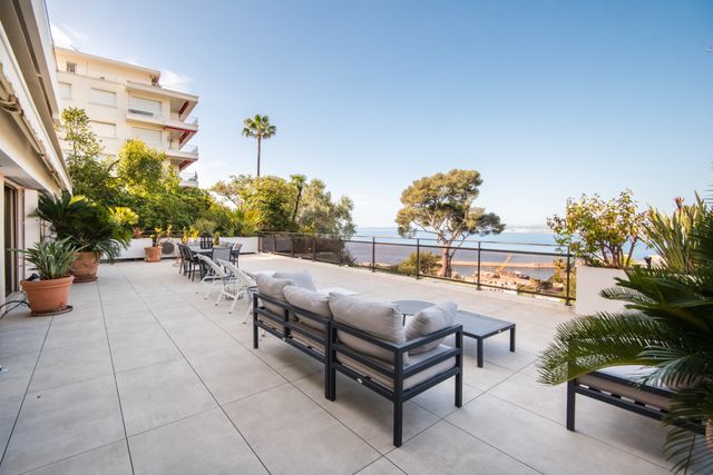 Appartement F6 &agrave; vendre - 6 pi&egrave;ces - 200,12 m2 - Nice - 06 - PROVENCE-ALPES-COTE-D-AZUR