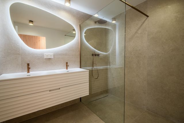 Appartement F3 &agrave; vendre - 3 pi&egrave;ces - 110,32 m2 - Nice - 06 - PROVENCE-ALPES-COTE-D-AZUR