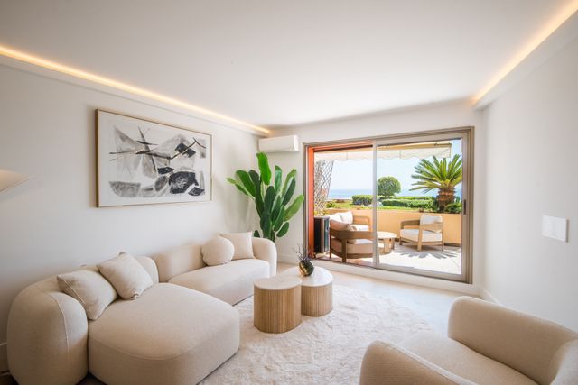 Appartement F3 &agrave; vendre - 3 pi&egrave;ces - 110,32 m2 - Nice - 06 - PROVENCE-ALPES-COTE-D-AZUR