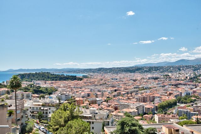 Appartement F5 &agrave; vendre - 5 pi&egrave;ces - 167,33 m2 - Nice - 06 - PROVENCE-ALPES-COTE-D-AZUR