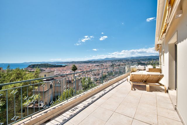 Appartement F5 &agrave; vendre - 5 pi&egrave;ces - 167,33 m2 - Nice - 06 - PROVENCE-ALPES-COTE-D-AZUR
